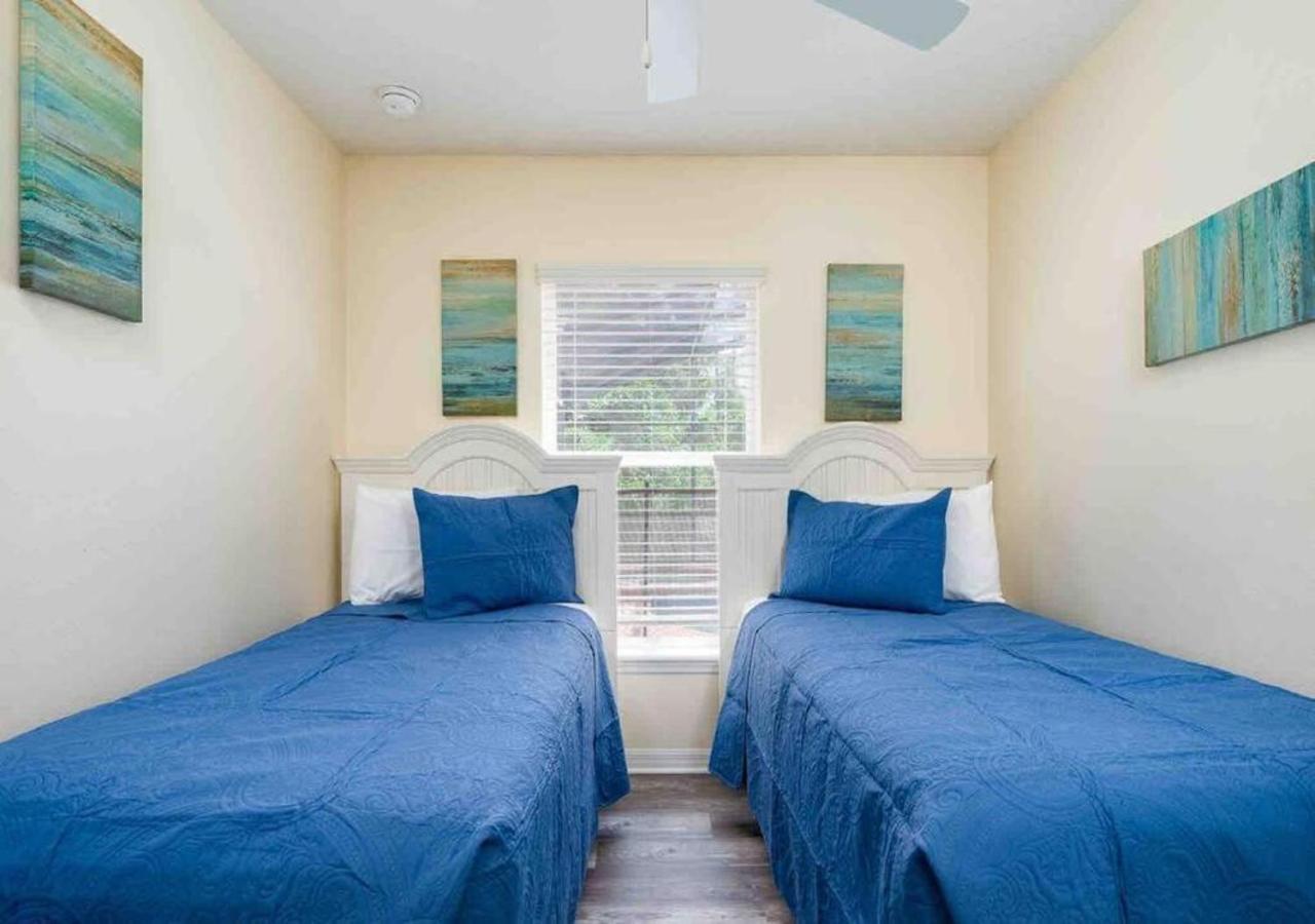 5 Bedroom, 7 Bed , 3 Bathroom Midterm Rental Home With Pool And Game Room, Near Disney Davenport Exterior photo